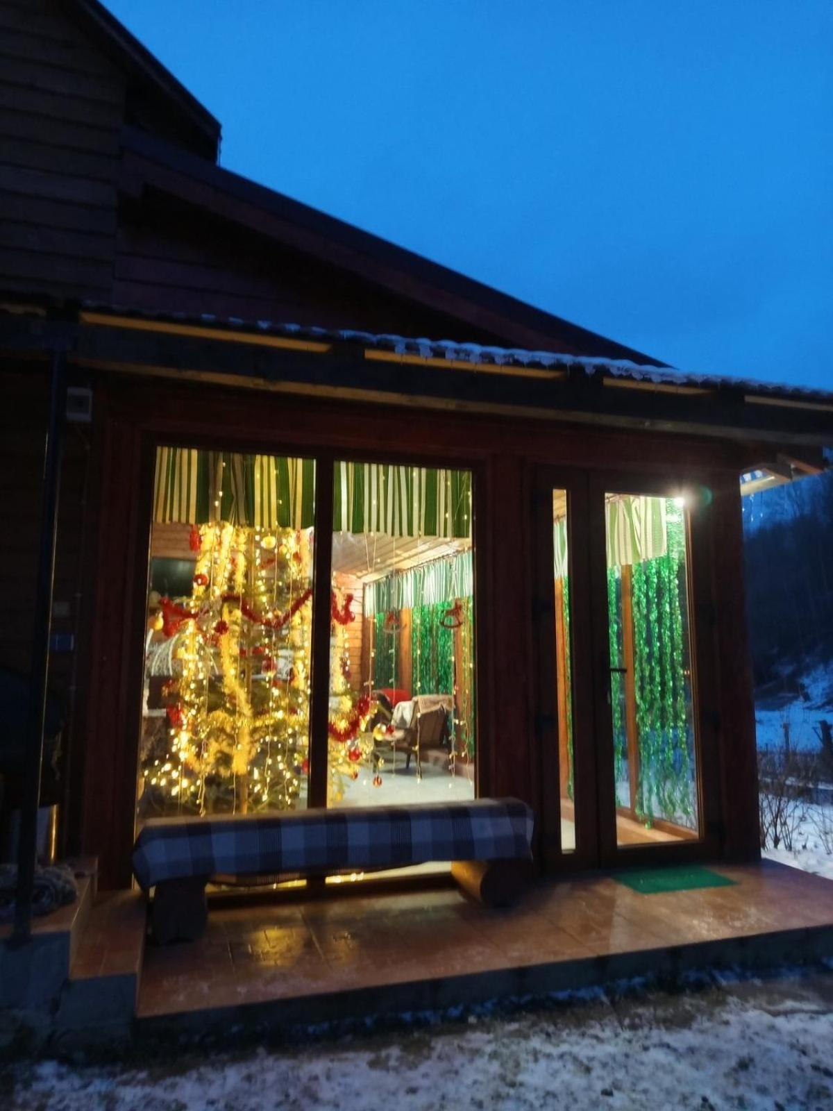 Gostynnyi Dvir U Marichky Hotel Lazeșciîna Exterior foto